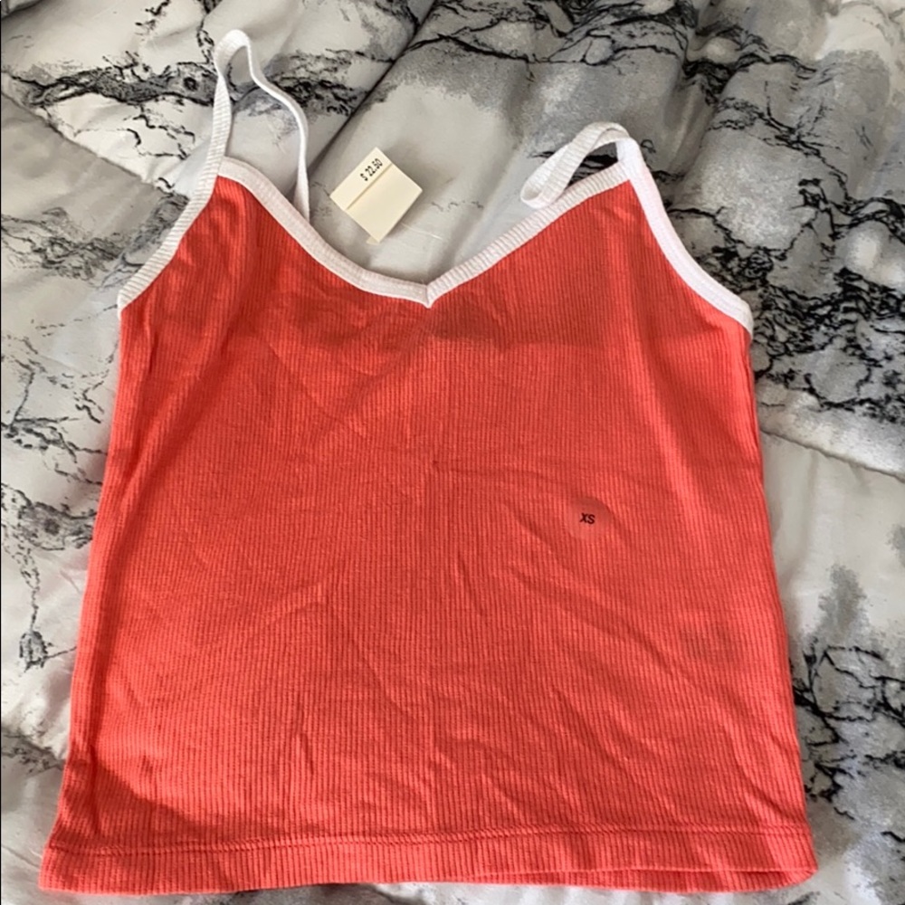 crop tank top